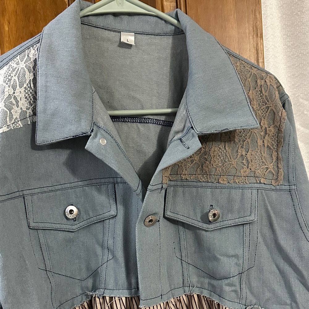 Women's Patchwork Denim Jacket - Picture 2 of 3